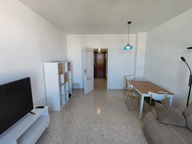 Piso amueblado con Piscina — 23