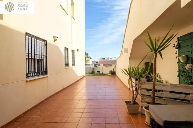 ESPECTACULAR VIVIENDA EN AVENIDA DEL RETAMAR, BENALMÁDENA — 4