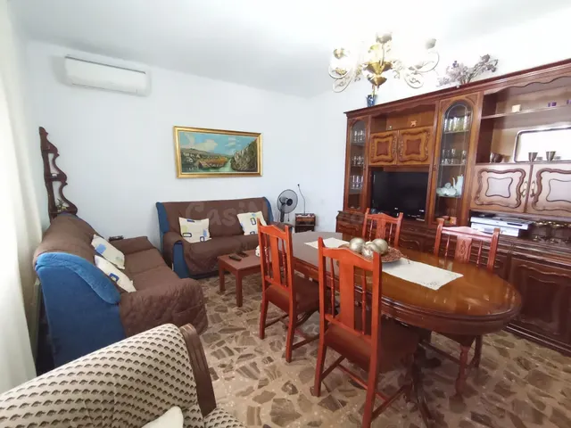 CASA DOBLE CON TERRENO A 15 MINUTOS DE LORCA Y PUERTO LUMBRE