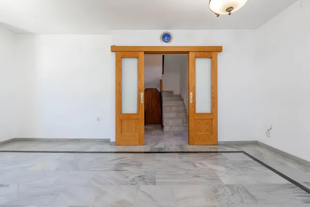 Amplia casa adosada en "la joya"....a escasos minutos del centro de Granada!! — 13