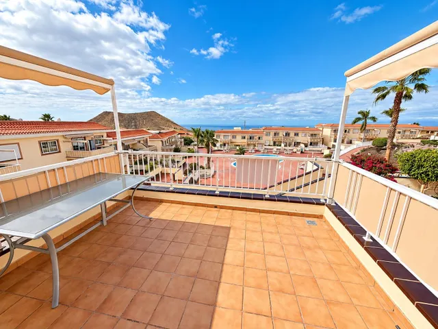 ## Ático de 2 dormitorios con gran terraza, vistas al mar y amplio garaje en La Finca, Chayofa — 23