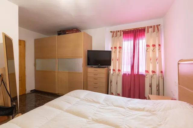 Ático reformado con ascensor, terraza y chimenea, listo para entrar a vivir — 16