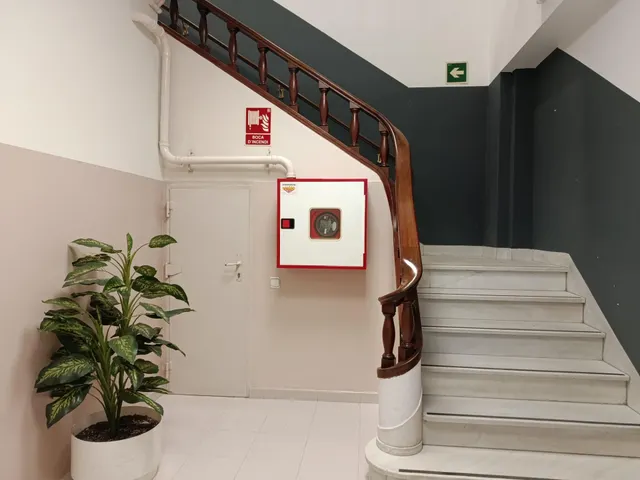 Local de grandes dimensiones en la Plaça Major de Manresa — 14