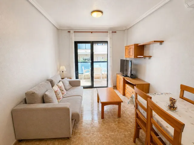 APARTAMENTO EN ORIHUELA COSTA ( CABO ROIG ) - foto 2