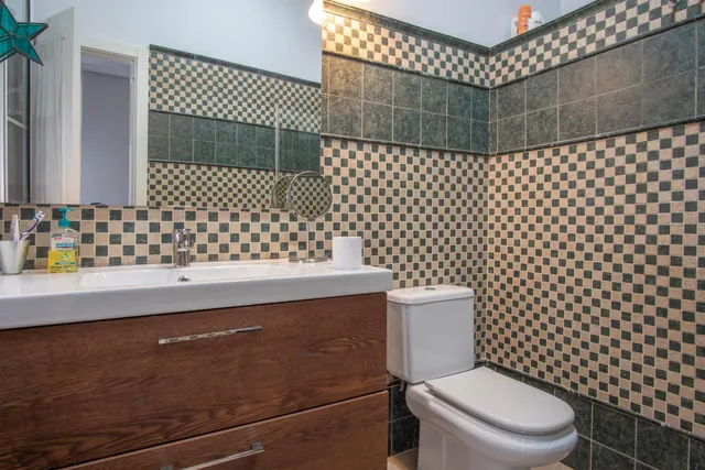 Espaciosa casa con encanto en el centro: elegancia, azotea y sótano en calle Murillo ✨ — 41