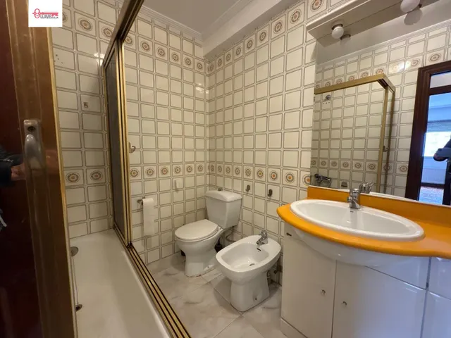 Piso de Tres dormitorios en alquiler en la zona de Capiscol — 16