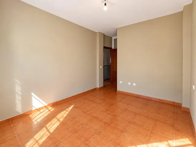 Piso 4 habitaciones 136m² en venta - Arco norte - Avda España — 16
