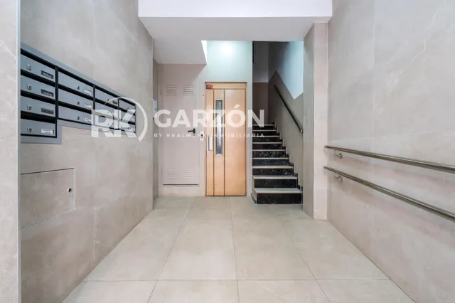 PISO REFORMADO EN ZONA ALTAMIRA — 27
