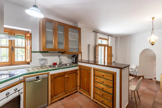 Casa reformada en el Camino del Sacromonte — 23