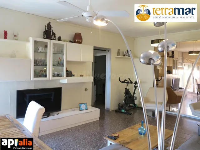 PISO EN VENTA AVDA. CORNELLÁ - ESPACIO Y COMODIDAD A TU ALCA - foto 3