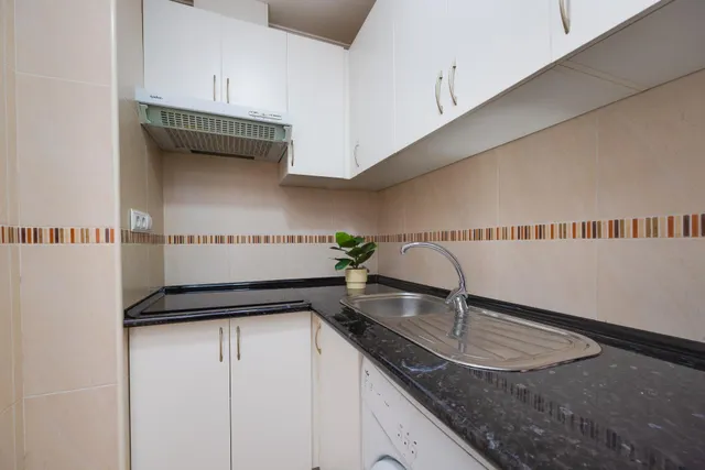 ATICO de 1 dormitorio con SOLARIUM PRIVADO en el centro de Torrevieja — 15