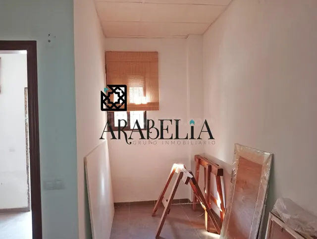 ESTUPENDO LOCAL EN ALQUILER EN LA ZONA DE LA RIBERA - foto 4