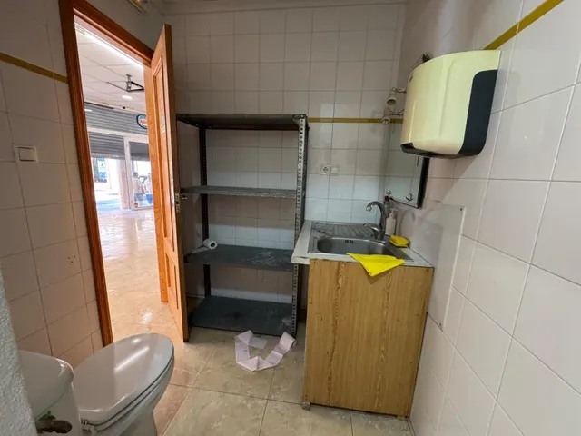 Local comercial 496m² en venta - Playa del Cura — 14