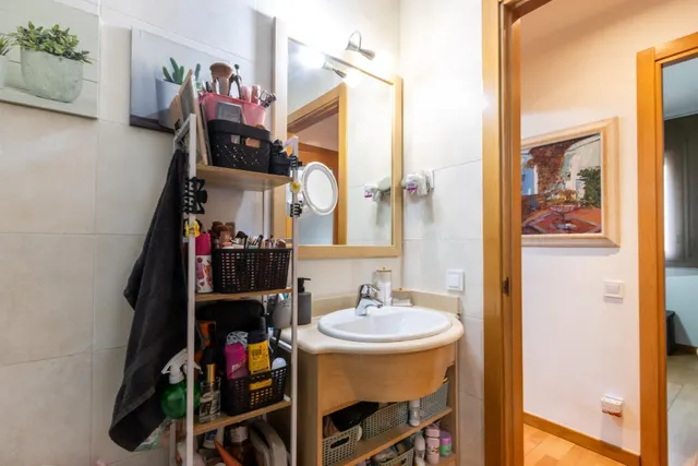 2 HABITACIONS PER ENTRAR A VIURE, MOLT CENTRIC — 27