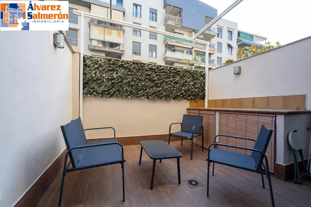 Apartamento tipo loft con garaje incluido y piscina en zona Parque Lagos — 11