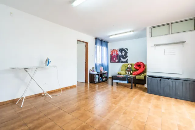 Casa de 4 plantas en zona céntrica de La Laguna · Ideal para inversores y familias numerosas · Muchas posibilidades — 26