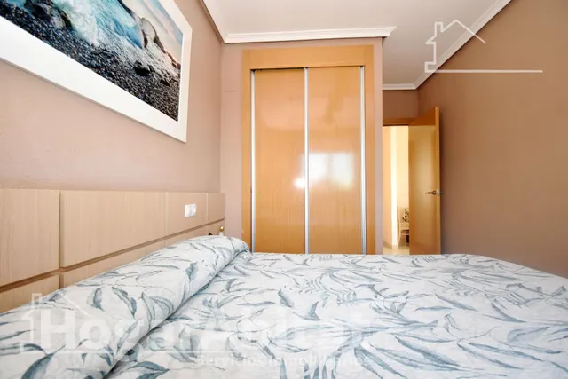 ¡Vistas al mar! Amplio, esquinero y alto en residencial con piscina, garaje y terraza — 25