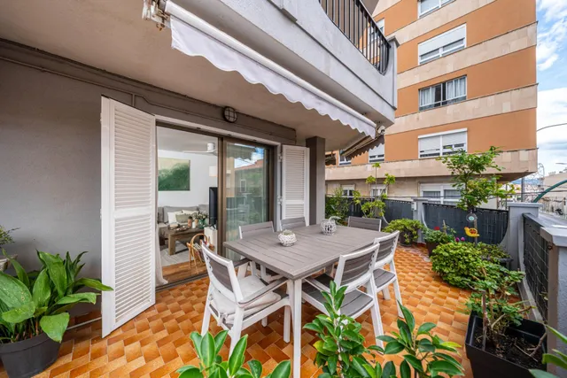 Piso de 3 habitaciones con espectacular terraza de 60 m2 en Coll d’en Rabassa — 24