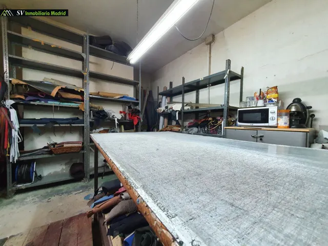 LOCAL COMERCIAL EN MADRID Y NEGOCIO, OPORTUNIDAD PARA INVERTIR. — 14