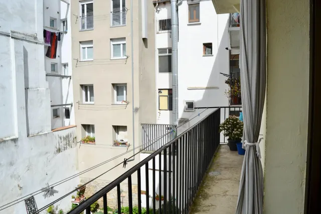 AMPLIA VIVIENDA EN EL CORAZON DE PAMPLONA — 41