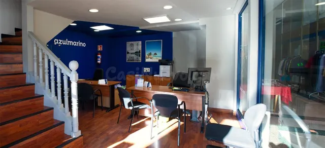 Local comercial en Laredo - foto 4
