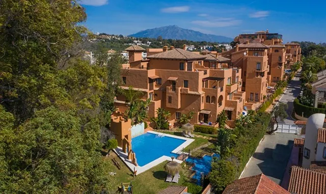 Gran Atico Duplex entre marbella y Estepona , lado playa 2º linea — 37