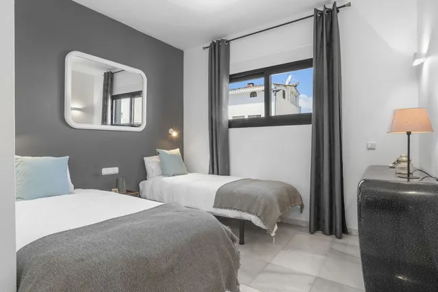 Villa 6 habitaciones 362m² en venta - Los Naranjos — 41