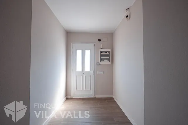 Casa a quatre vents amb gran terrassa i garatge per a 2 cotxes — 18