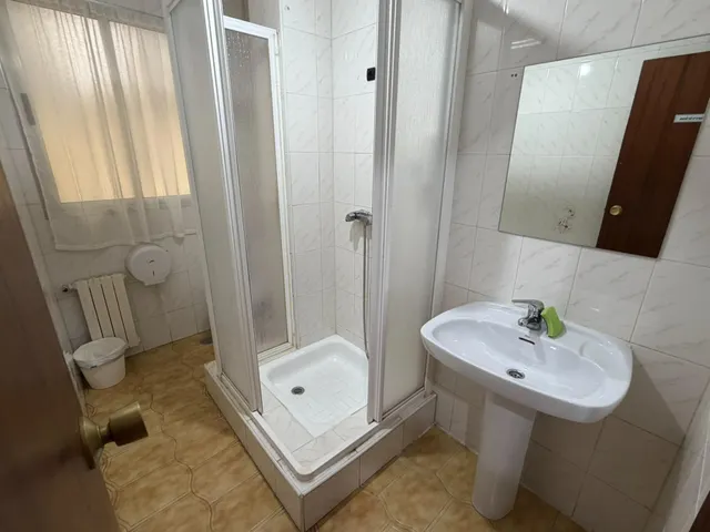 Venta albergue en el camino de Santiago en Cacabelos — 16