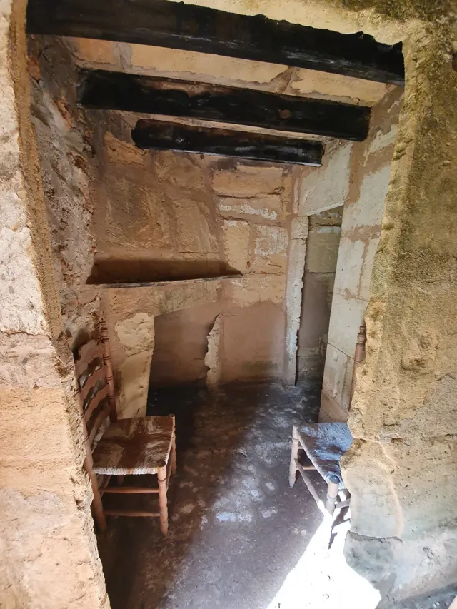Casas antiguas semireformadas — 17