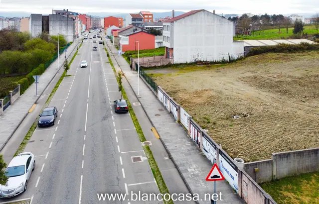 "¡Ubicación Privilegiada! Solar Urbano de 1474 m2 en Avenida de Malpica, Sísamo - Carballo" — 8