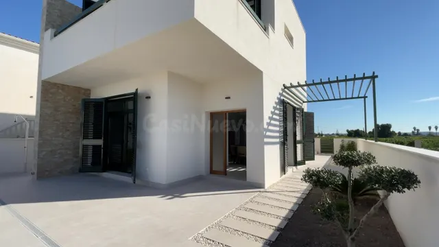 Espectacular Villa en Daya Nueva