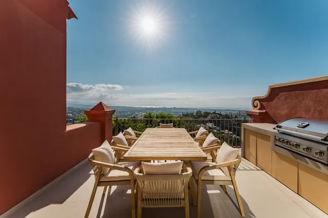 Ático Dúplex 4 habitaciones 253m² en venta - El Madroñal — 28