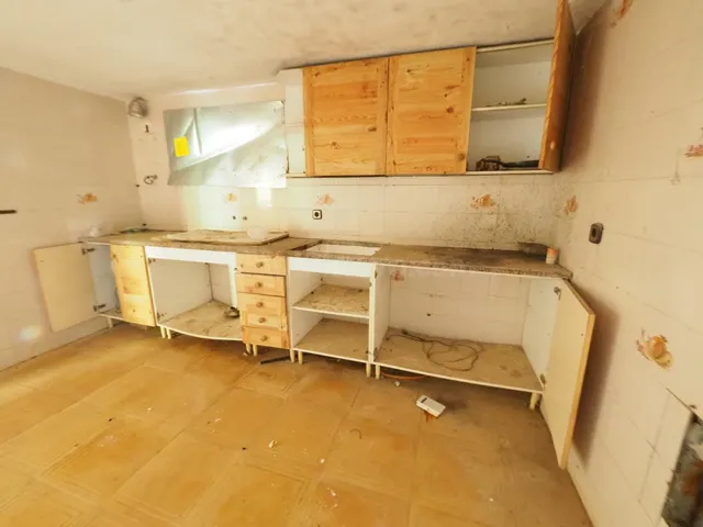 SE VENDE CASA INDEPENDIENTE EN LA TORRE DE CLARAMUNT, ZONA P - foto 5