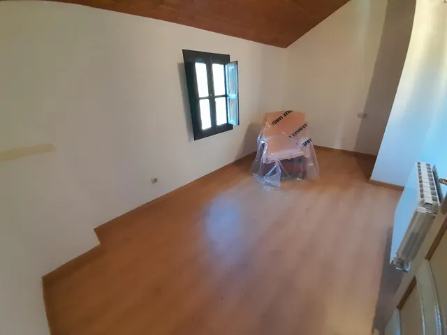 CASA ESTILO RUSTICO CON JARDIN EN CANEDO. EL BIERZO — 27