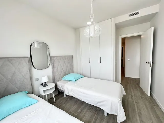 Planta baja 2 habitaciones 150m² en alquiler - Costa Del Sol — 11