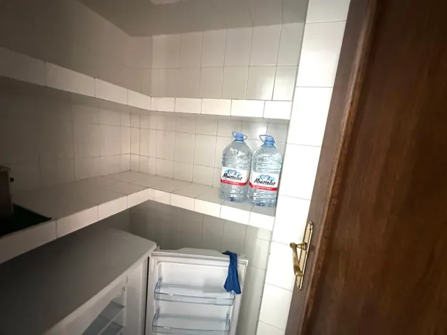 AMPLIO PISO DE 200 M2 EN ALQUILER – GRANADA — 19
