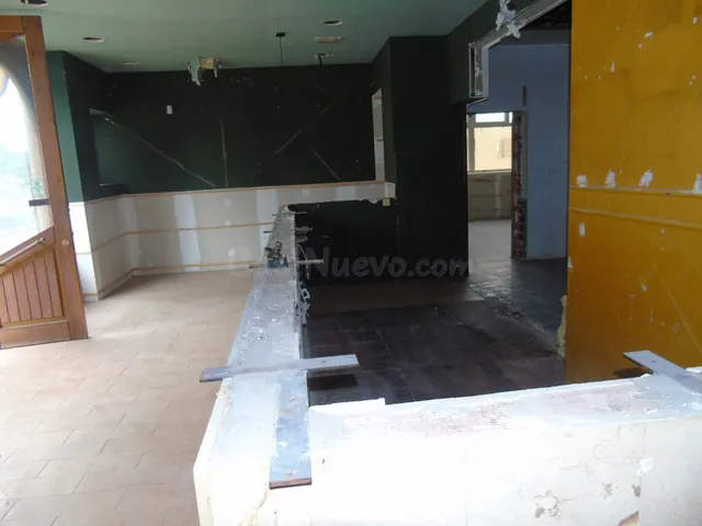 LOCAL COMERCIAL SEMIACONDICIONADO - foto 3