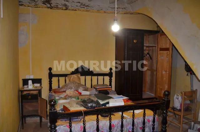 CASA DE PUEBLO  EN VENTA DE 364M2 EN EL VILOSELL — 29