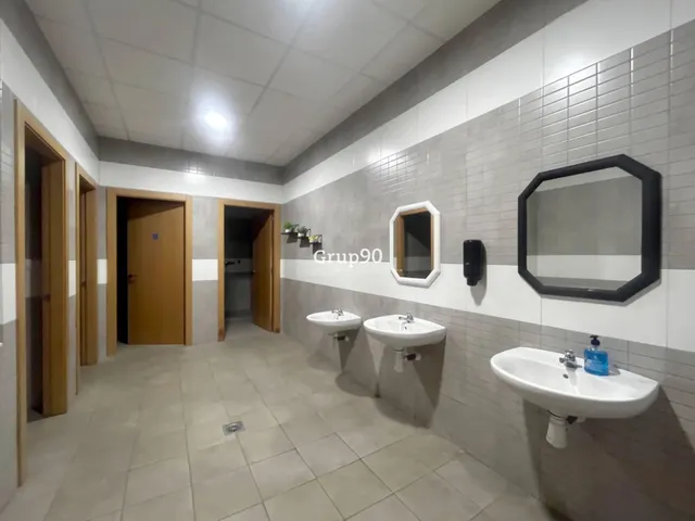 FINCA EN VENTA EN PUIGVERD DE LLEIDA  Un espacio excepcional con infinitas posibilidades, a solo 10 minutos de Lleida — 35