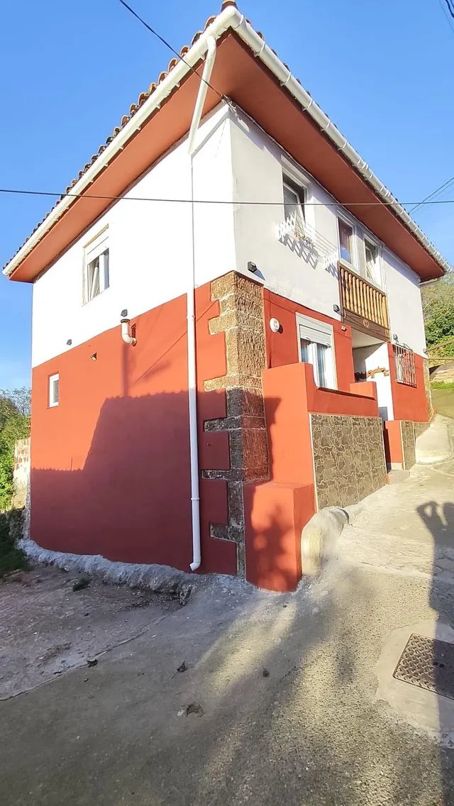 Casa reformada con terraza, finca de 750 m2 y cuadra, con vistas al Aramo — Morcín — 21