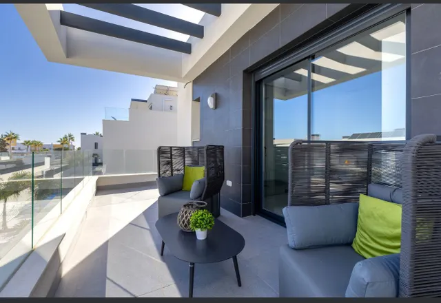 Villa 3 habitaciones en venta - Comunidad valenciana — 28