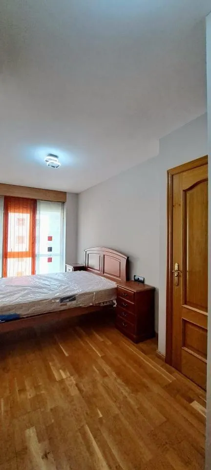 Amplio y Luminoso Piso en alquiler en Barrocanes, Ourense - Ideal para Familias — 23