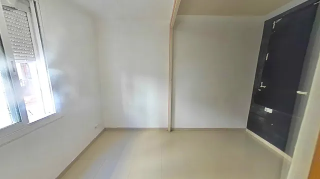 Piso en venta en Calle dels Magatzems — 19