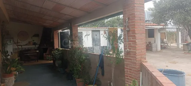 2 Casas de campo en 3.000 metros de parcela