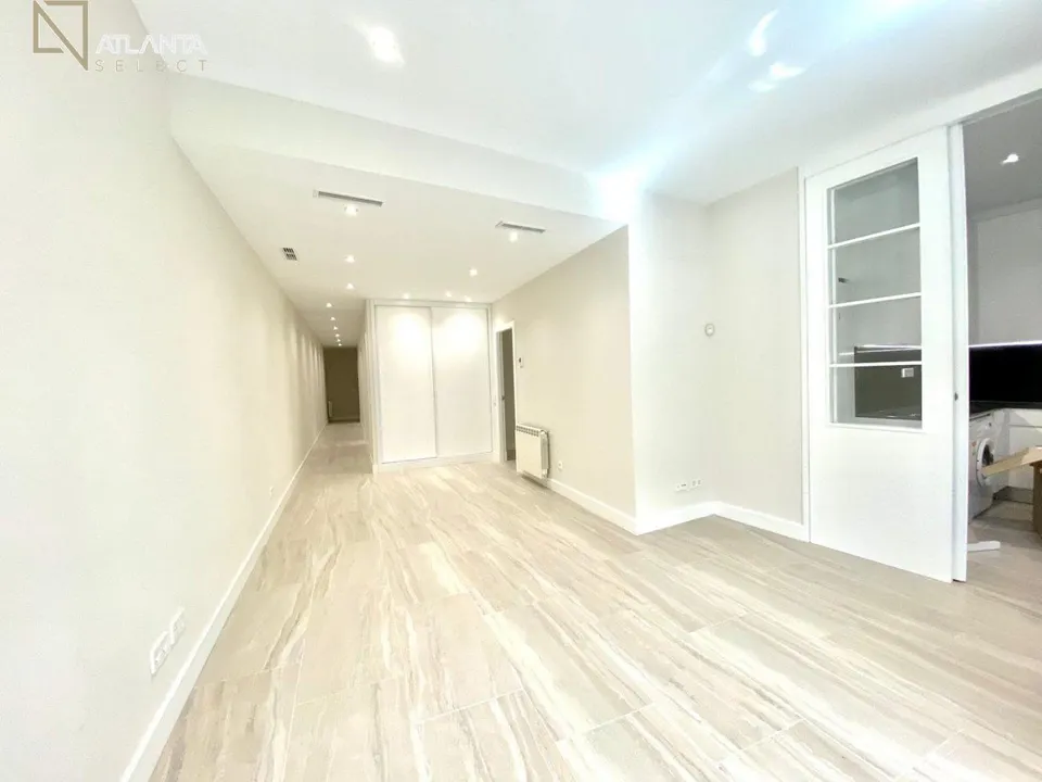 PISO EN VENTA  EN MALASAÑA