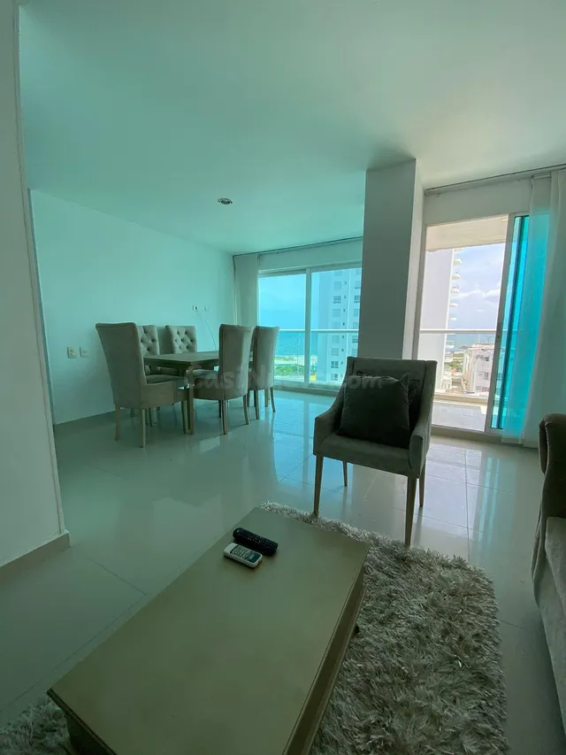 Edificio 2 habitaciones 79m² en alquiler - Crespo - foto 3