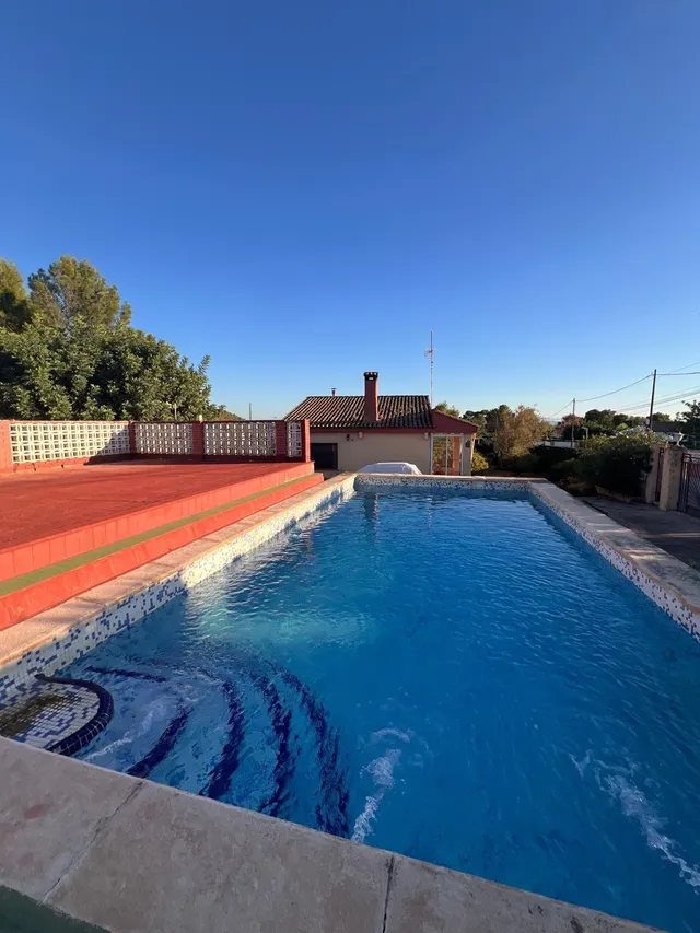 CHALET URBANO EN MUY BUEN ESTADO EN OLOCAU — 19