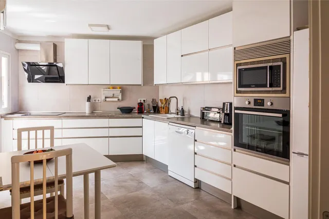 APARTAMENTO EN JAUME III EN ALQUILER TEMPORAL — 15