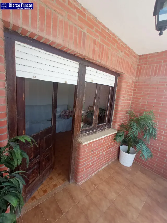 SE VENDE CASA EN MIÑAMBRES DE LA VALDUERNA - foto 3